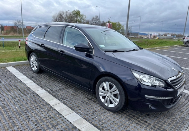 Peugeot 308 cena 33900 przebieg: 197500, rok produkcji 2015 z Bielawa małe 56